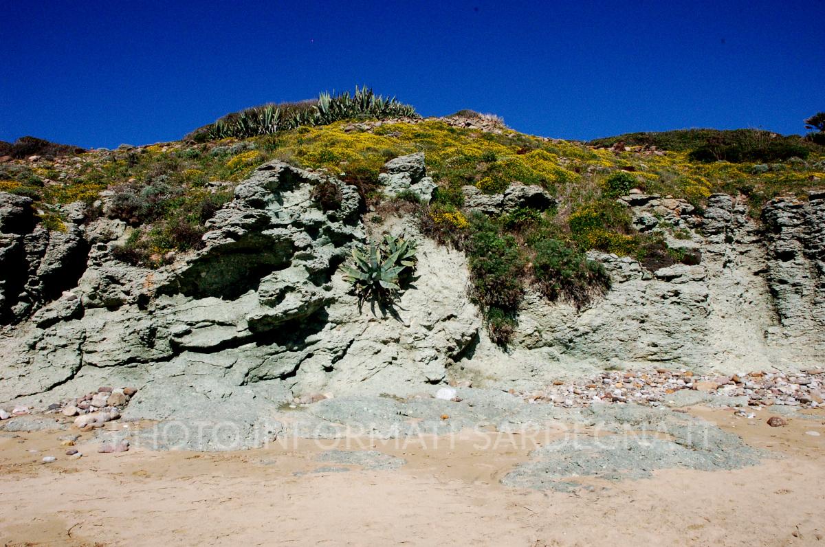 Rocce di Sardegna. Pòglina, Villanova Monteleone