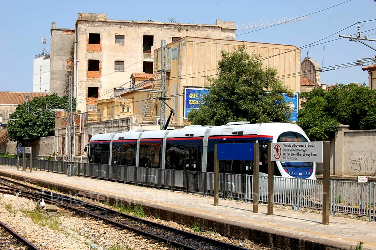Stazione ferroviaria