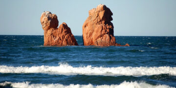 Is Scoglius Arrubius, Tortolì