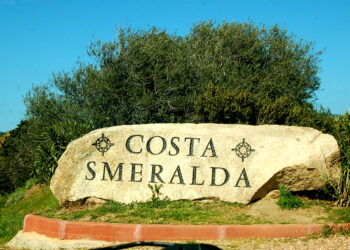 Costa Smeralda, ingresso all'area turistica