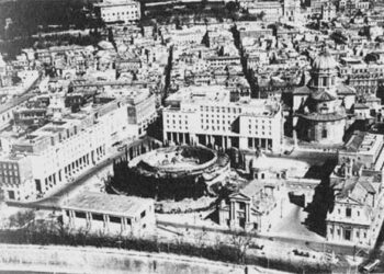 Piazza Augusto Imperatore dopo la Seconda Guerra Mondiale