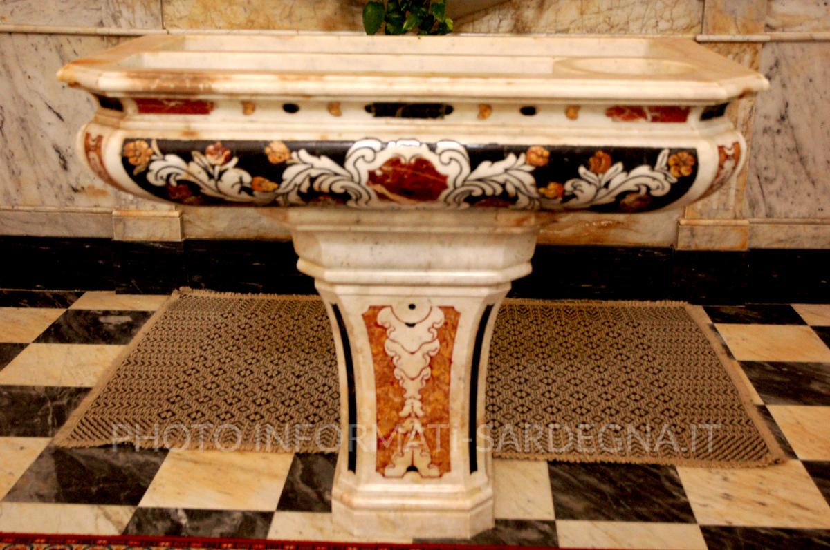 Fonte battesimale della Cattedrale di Nuoro