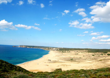 Is Arenas S’Acqua ’e S’Ollastu: la spiaggia simbolo della Costa Verde