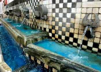 Fontana dello Zodiaco a Tinnura