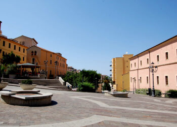 Piazza Cantareddu a Ozieri: storia e cuore del centro storico