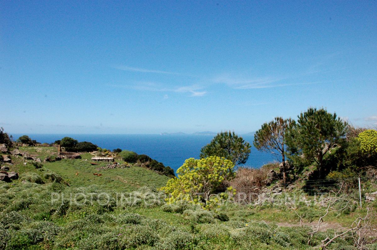La costa settentrionale di Bosa