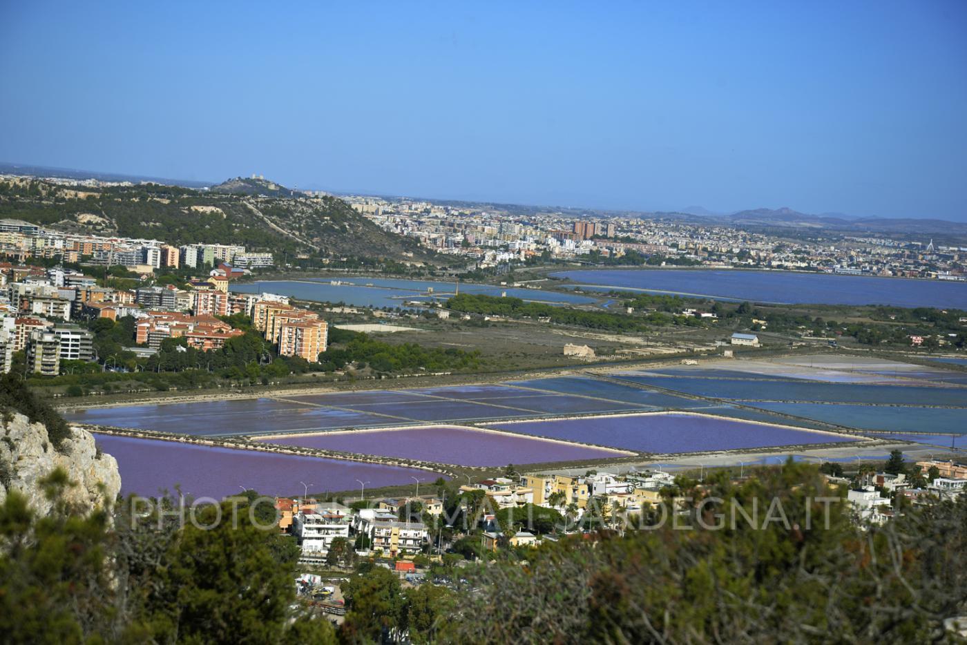 Sella del Diavolo, panorama su Cagliari e la costa orientale