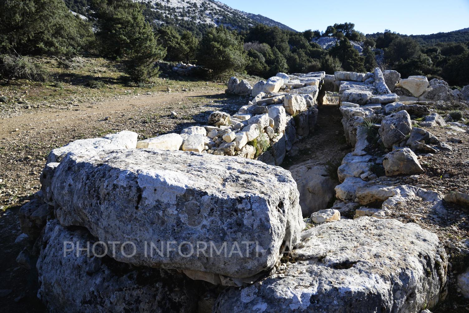 Tomba di giganti di Sa Carcara