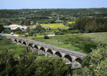 Veduta del ponte sul Cedrino dal centro storico