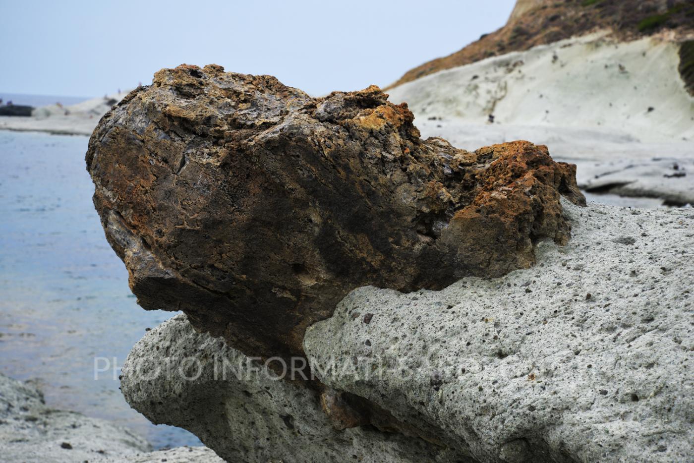 Bosa, Sardegna. Formazioni rocciose lungo costa