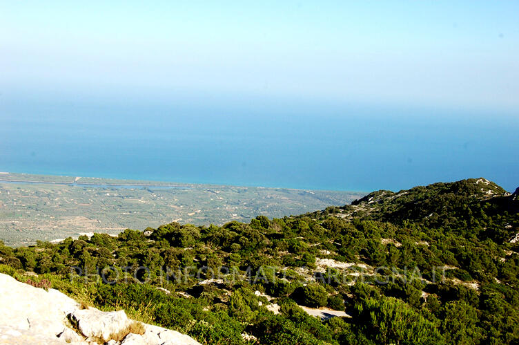 La vista sul Golfo di Orosei, dalla cima della montagna. Galtellì