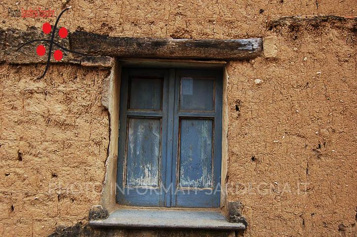 Casa privata costruita con i lardiraius a Serramanna