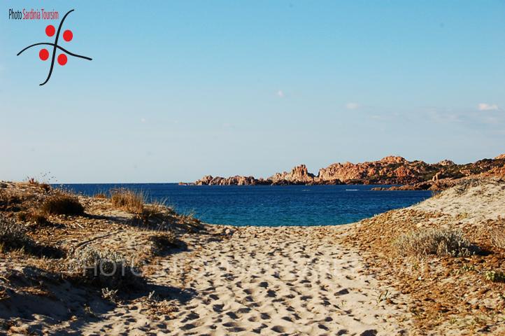 Spiaggia Longa, Trinità d'Agultu e Vignola 