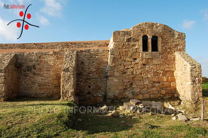 Chiesa di San Giovanni di Sinis, lato sud.