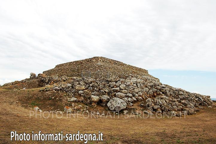 La piramide prenuragica di Monte d'Accoddi, Sassari