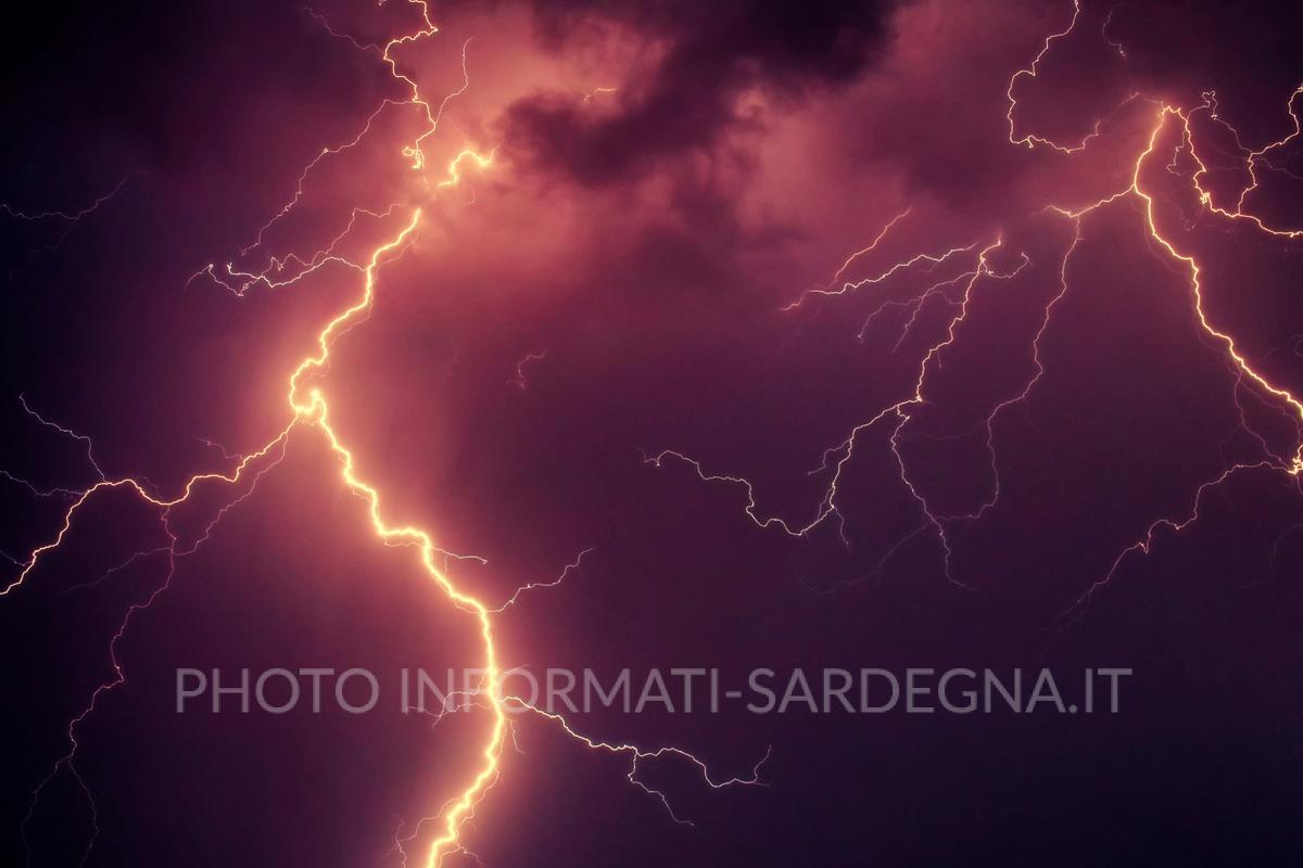 Fronti Meteorologici. Foto di Johannes Plenio su Unsplash