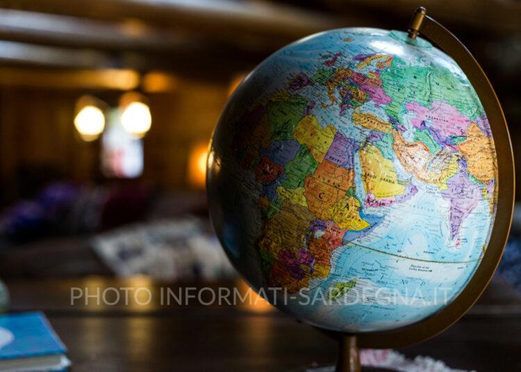 Come trovare le coordinate geografiche di un punto. Foto di Kyle Glenn su Unsplash