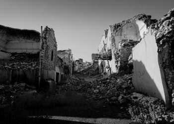 Foto di Levi Meir Clancy su Unsplash