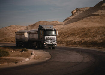 Israele e Cisgiordania. Foto di Levi Meir Clancy su Unsplash