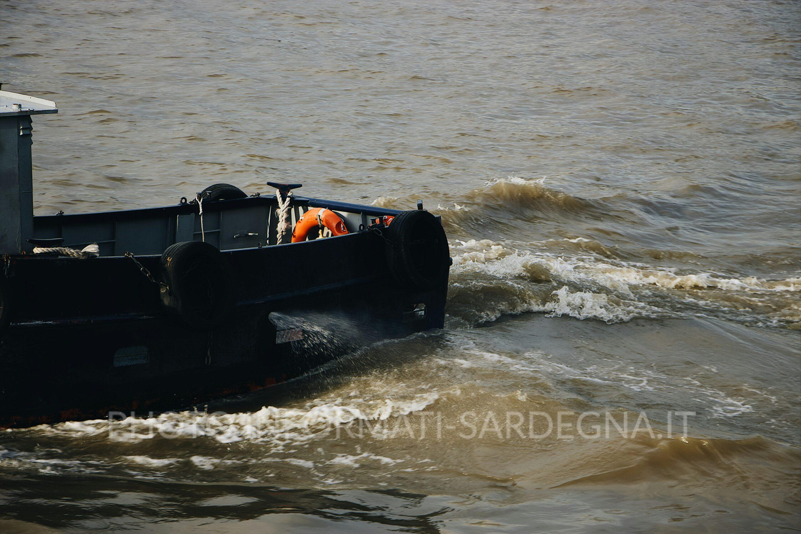 Avaria. Foto di Maël BALLAND su Unsplash