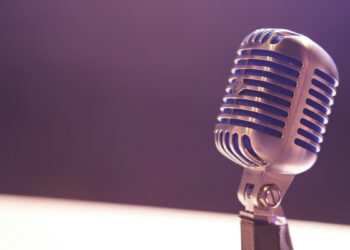 Virgin Radio Italia. Foto di Matt Botsford su Unsplash