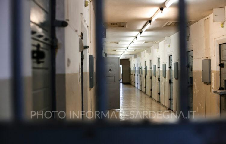 Refrigeratori al carcere di Uta