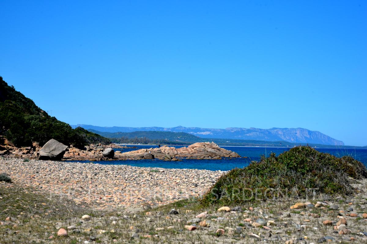 Versante nord della spiaggia. Ogliastra 