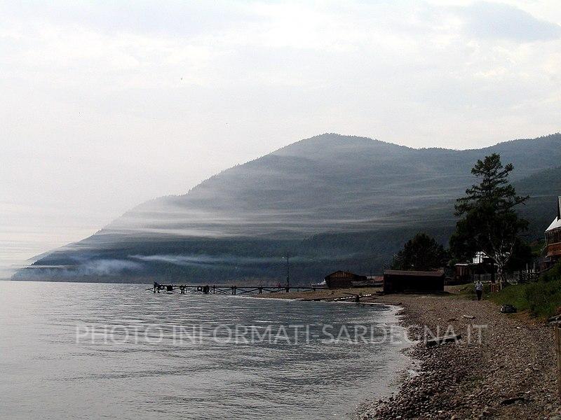 Sponda sud del Lago Baikal, foto di Invicta Hog. 