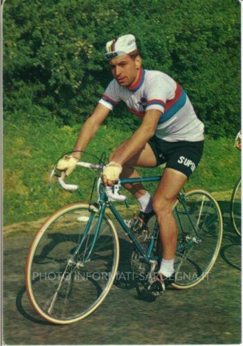 Il belga Rik Van Looy, con la maglia di leader del Giro di Sardegna, 1962