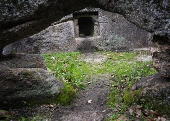 Domus de Janas Borbore Nuoro