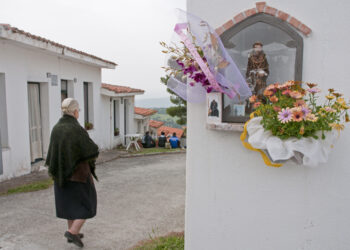 Processione religiosa. Lula. Foto: Mauro Spanu