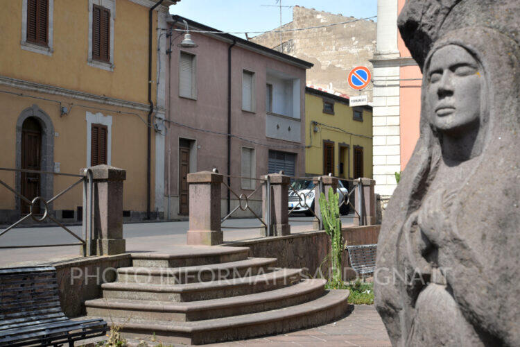 Ittiri e il suo centro storico, tra antichi lastricati, chiese monumentali e palazzine liberty