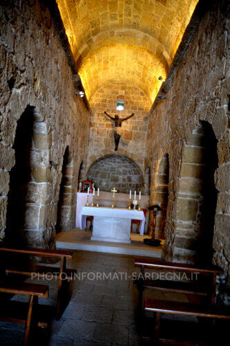 Interni della chiesa. Nora / Pula